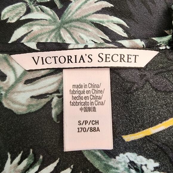 Victoria's Secret Satin Tropical Palm Cropped Camisole Size S - Picture 5 of 7
